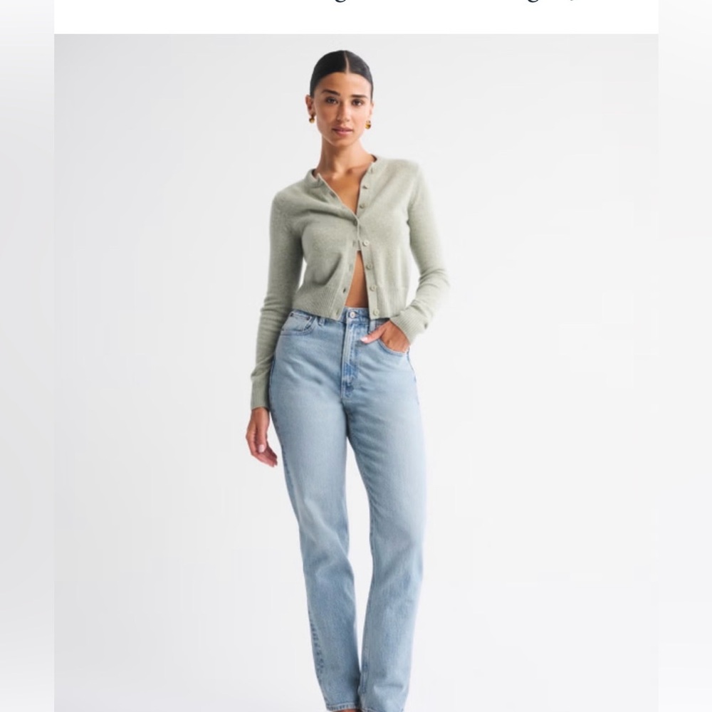 Abercrombie & Fitch Curve Love Ultra High Rise 90s Straight Jean